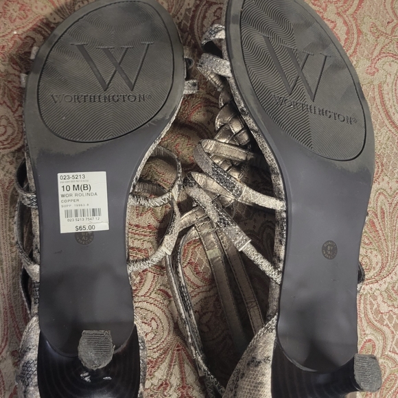 Womens size 10 Worthington kitty heels - Picture 5 of 8